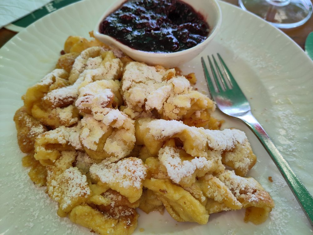 Hausgemachter Kaiserschmarrn